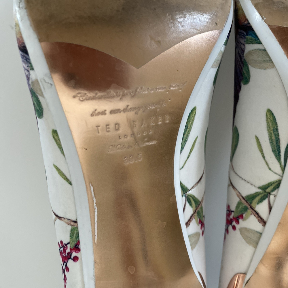 Ted Baker White Floral Hummingbird Pointed-Toe Heels - Picture 10 of 10